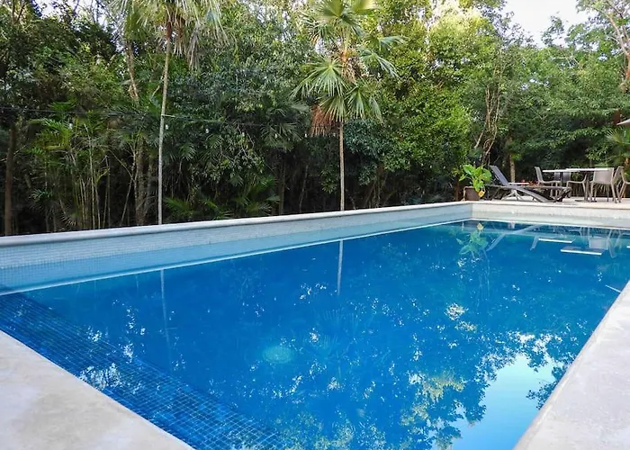 Aku-chic Newly Furbished Jungle Pool Apartamento *